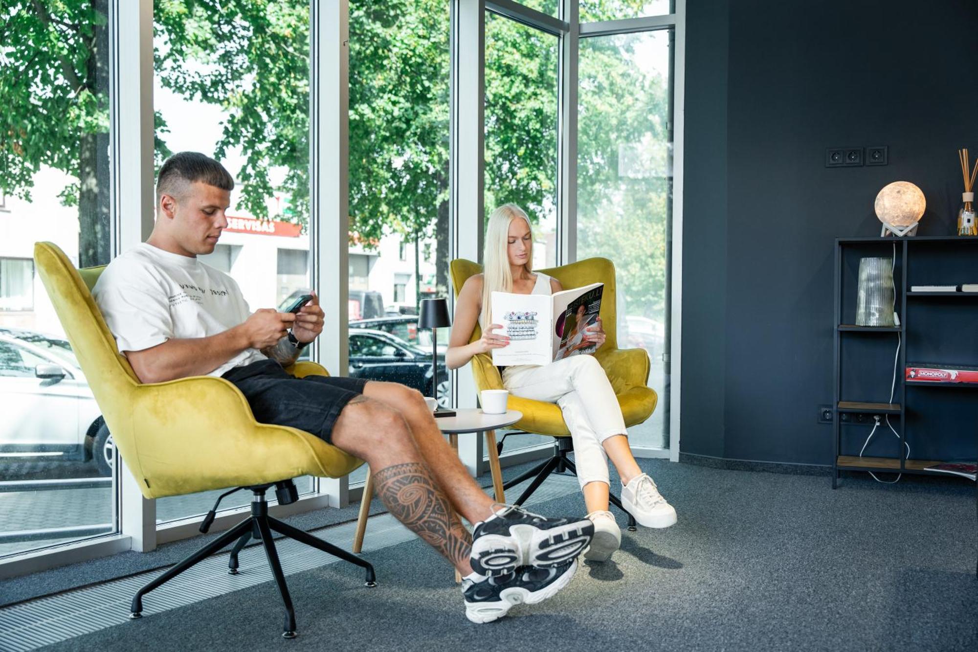 Luna Self Check-In Hotel Klaipėda Buitenkant foto